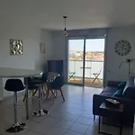 Spacieux T3 Balcon Parking Privé Appartement *