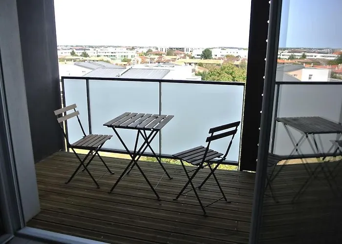 Апартаменты Spacieux T3 Balcon Parking Prive Тулуза