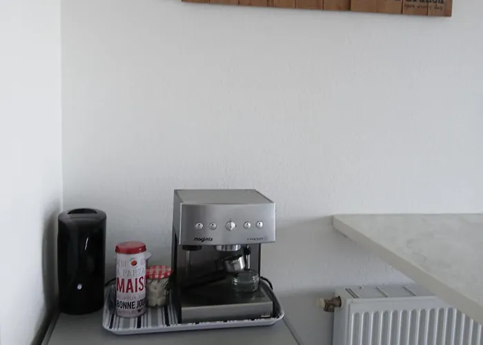 Апартаменты Spacieux T3 Balcon Parking Prive *